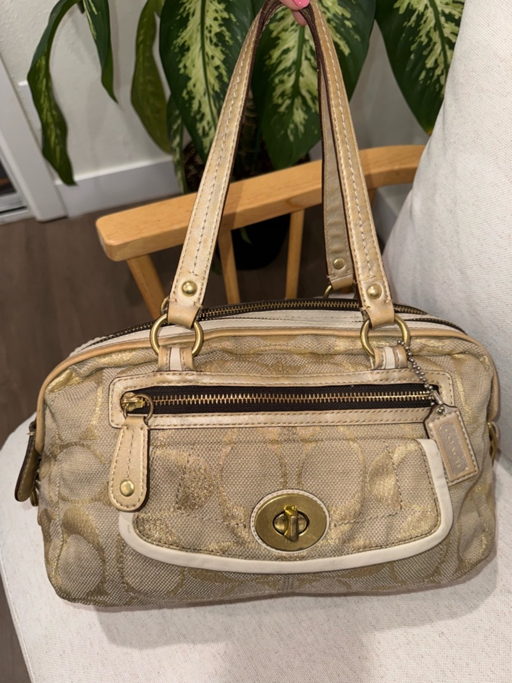 Coach VTG Metallic Gold Bonnie Linen Lurex Satchel Shoulder Handbag Purse #13502 - Picture 4 of 17